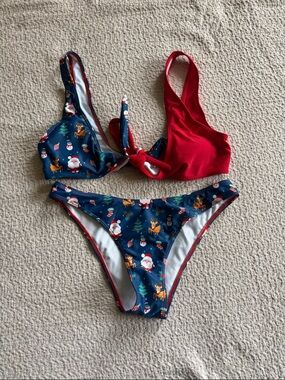 Zaful Red & Navy Christmas Print Tie-Front Bikini